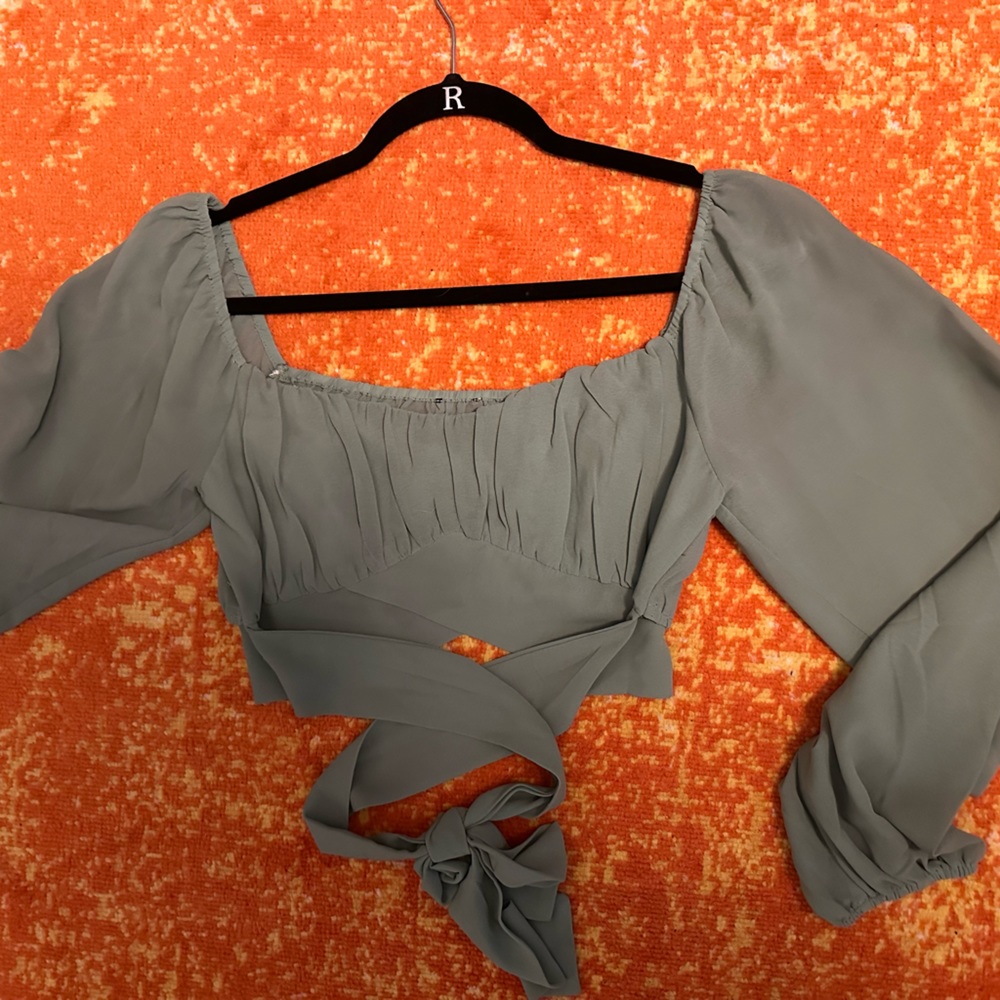 Sage Green Puffy Long Sleeve Crop Top